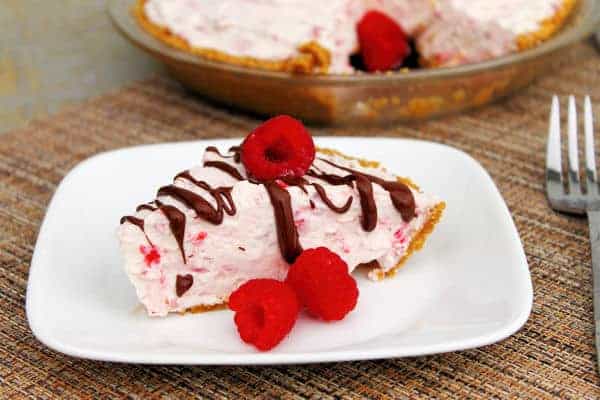 Frozen Raspberry Cheesecake Pie