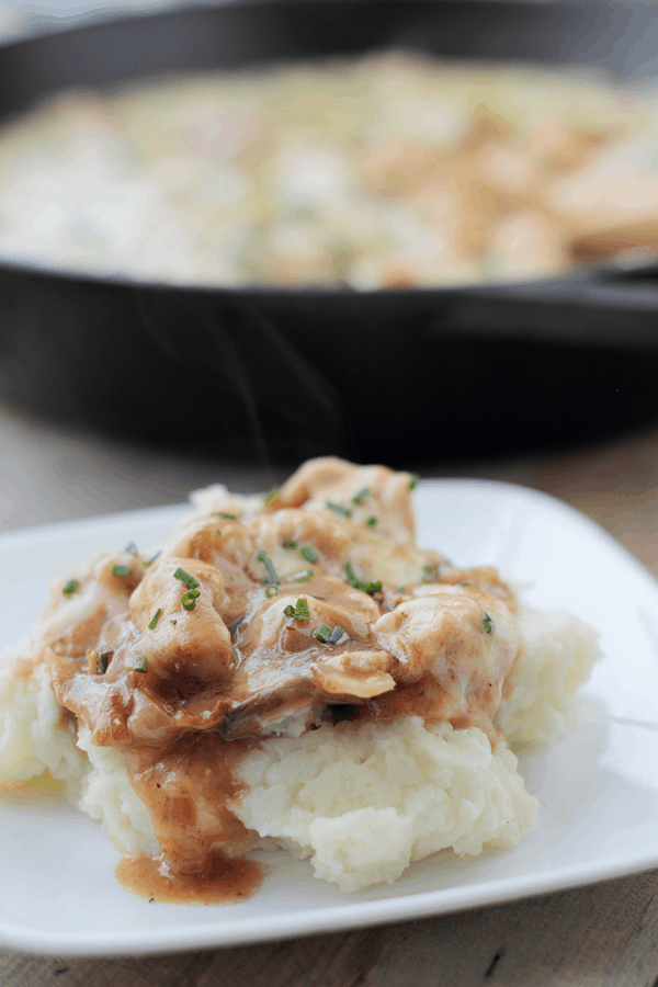 This Chicken and Swiss Skillet is a 30 minute meal made in one skillet! | Countryside Cravings