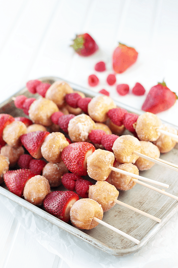 These Donut and Fruit Kabobs are quick, easy and would be a great appetizer or dessert for a shower or bbq! | Countryside Cravings