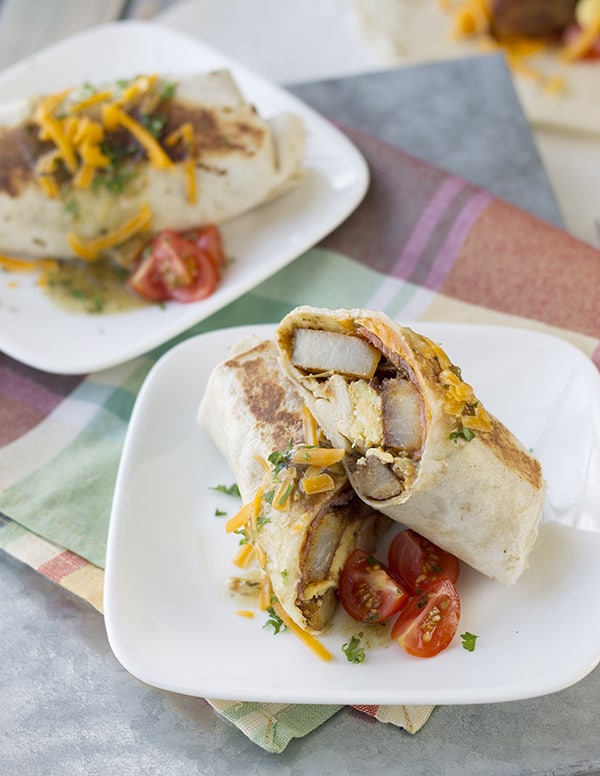 This Breakfast Burrito is a great way to use up leftover baked potatoes and makes for a filling breakfast! | Countryside Cravings