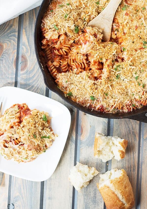 This Chicken Parmesan Pasta Skillet is an easy one pot meal that has all the flavors of chicken Parmesan, just minus the extra work! | Countryside Cravings