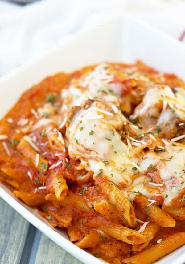 These Meatballs and Penne in Creamy Marinara Sauce is a quick one pot wonder that is loaded with flavor! | Countryside Cravings