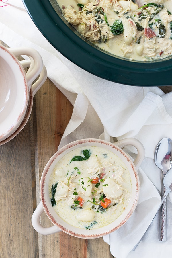 Slow Cooker Chicken and Gnocchi Soup- this wonderfully hearty and flavorful soup is a nice change of pace with its pillowy soft gnocchi and flavorful creamy broth. | Countryside Cravings