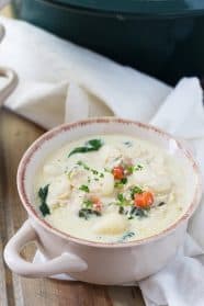 Slow Cooker Chicken and Gnocchi Soup- this wonderfully hearty and flavorful soup is a nice change of pace with its pillowy soft gnocchi and flavorful creamy broth. | Countryside Cravings