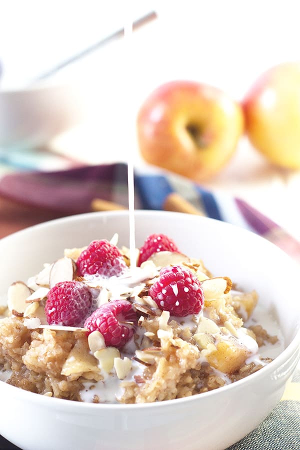 Slow Cooker Apple Cinnamon Breakfast Rice- a great way to start off you day and a nice change from the standard oatmeal. Studded with tender apples and spiced with cinnamon! | countrysidecravings.com