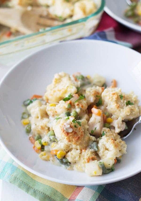 Chicken Pot Pie -with an easy crumble topping on top of creamy vegetables and chicken. | countrysidecravings.com