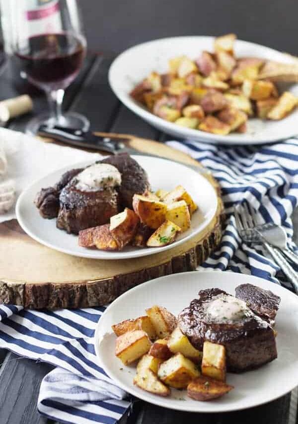 Filet Mignon with Red Wine Compound Butter -this is a super easy yet impressive steak dinner to serve to that special someone! | countrysidecravings.com