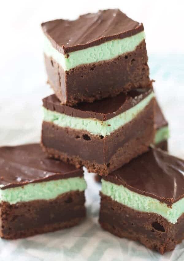 Mint Brownies -a thick fudgy brownie topped with a creamy mint layer and topped with a silky smooth chocolate layer, what's not to love!?! | www.countrysidecravings.com