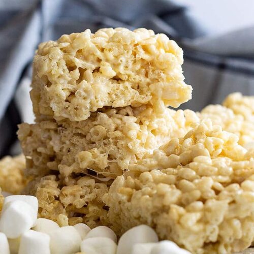 Homemade Soft Rice Krispie Treats - Countryside Cravings