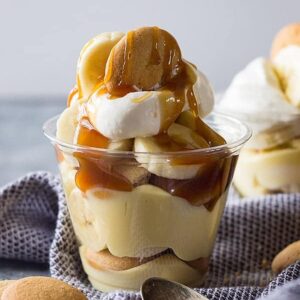 These Homemade Banana Pudding Cups are filled with banana slices, vanilla wafers, homemade vanilla pudding and freshly whipped cream. What more could one want?