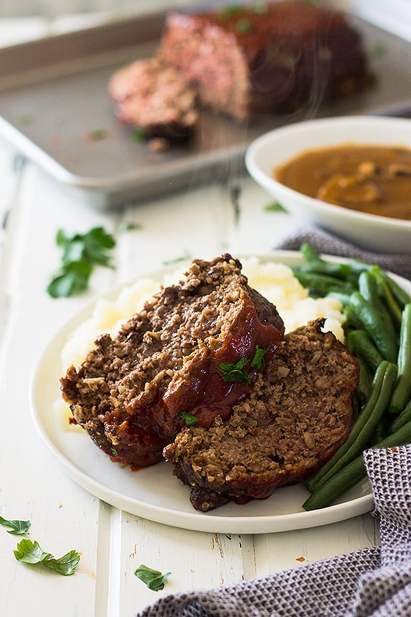 The Best Old Fashioned Meatloaf with a Simple Meatloaf