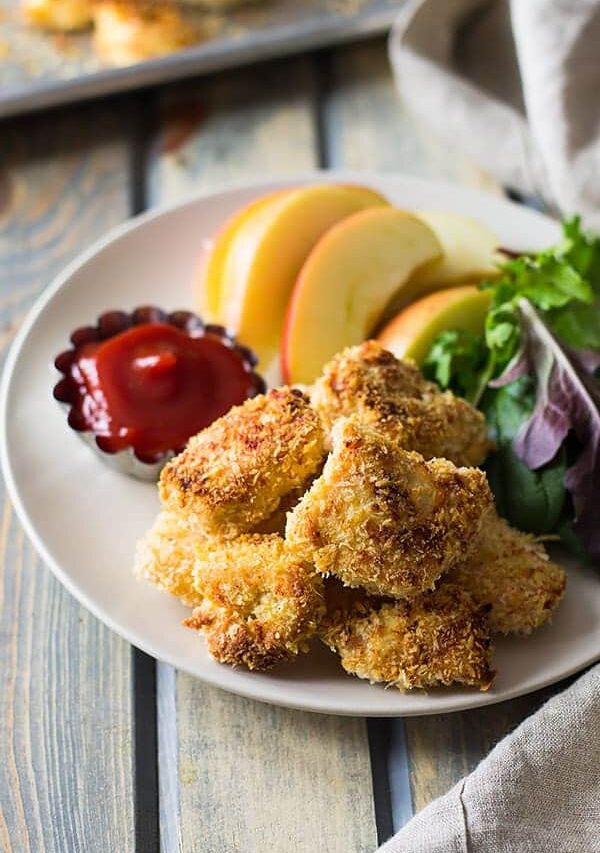 These Baked Homemade Chicken Nuggets are way better than the store bought and you can pronounce everything on these golden nuggets! | www.countrysidecravings.com