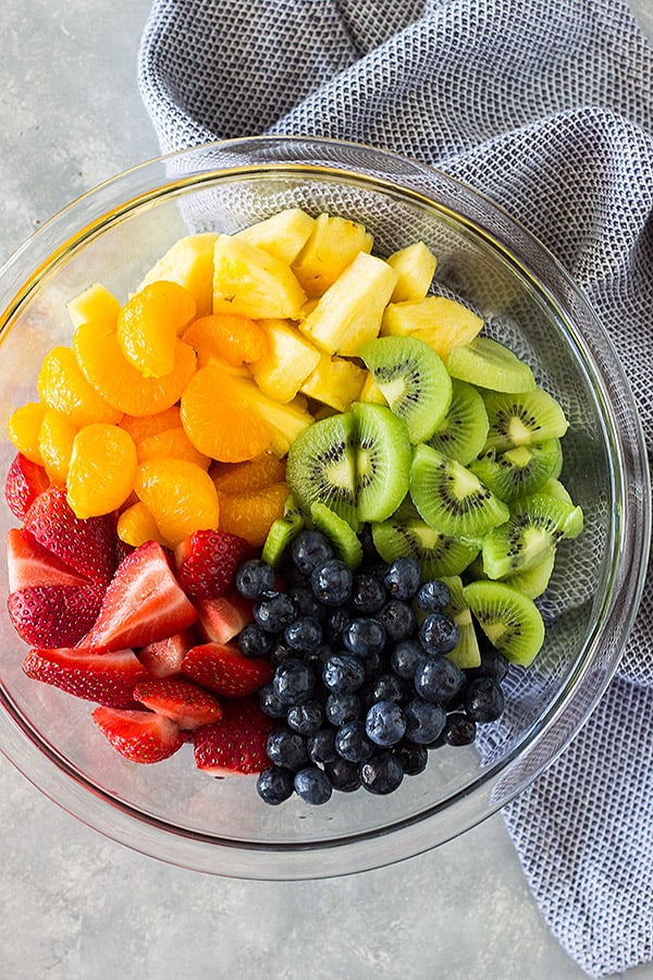 This Creamy Key Lime Fruit Salad is super easy to make, is super refreshing and healthy too! 