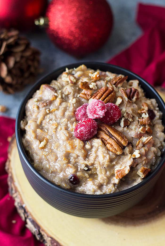 This Mason Jar Gift Fruit and Nut Oatmeal is a perfect Christmas gift! This oatmeal with dried fruit and nuts is a great way to start off the morning, with greek yogurt and fresh fruit on top!