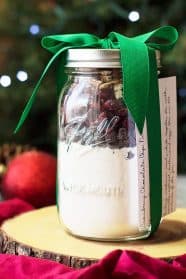 This Mason Jar Gift Cranberry Chocolate Chip Pancakes is a great DIY gift for Christmas. Plus, it will make a perfect special occasion breakfast!