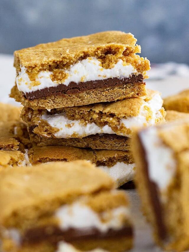 Front view of s'more cookie bars