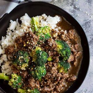 This Easy Ground Beef and Broccoli is a great alternative to that expensive take out! It's quick and easy to make, full of flavor, and healthier too! #chinese #beef #quick #healthy